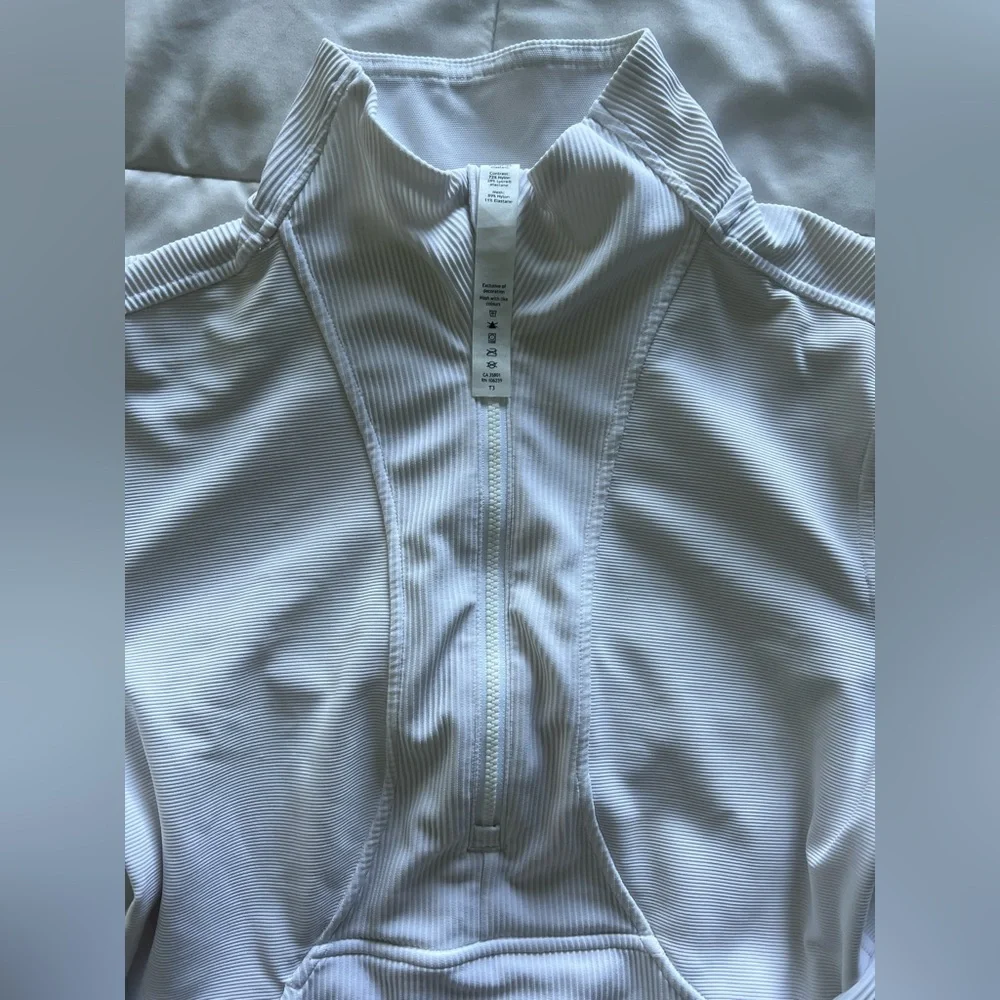 Lululemon Ribbed Quarter Zip - Picture 3 of 7